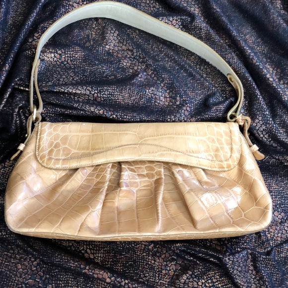 Brahmin Handbags - "BRAHMIN"  SHOULDER BAG    EUC   Croc  Embossed